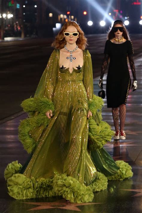 gucci runway dresses 2007